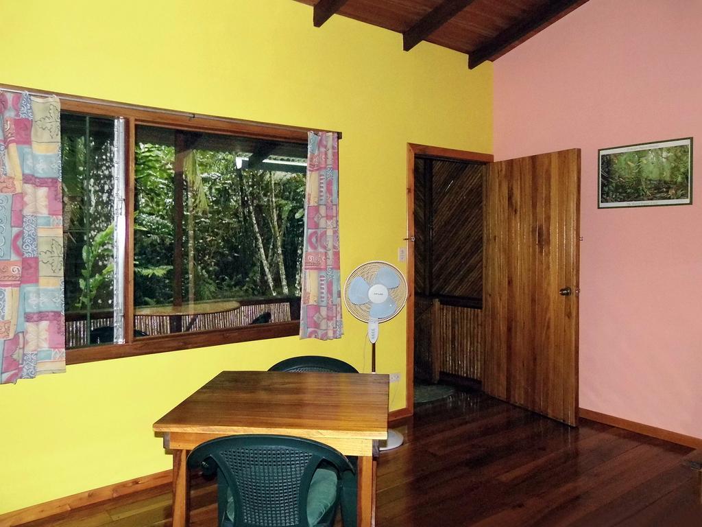 مانزانيلو El Colibri Lodge المظهر الخارجي الصورة